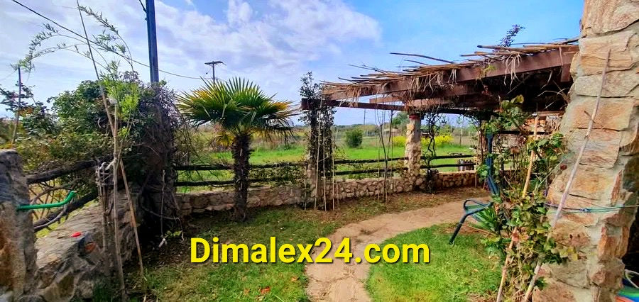 Имоти в Гърция: открийте перфектната къща, парцел или апартамент на Dimalex24.com - изгодна цена, имоти край морето.