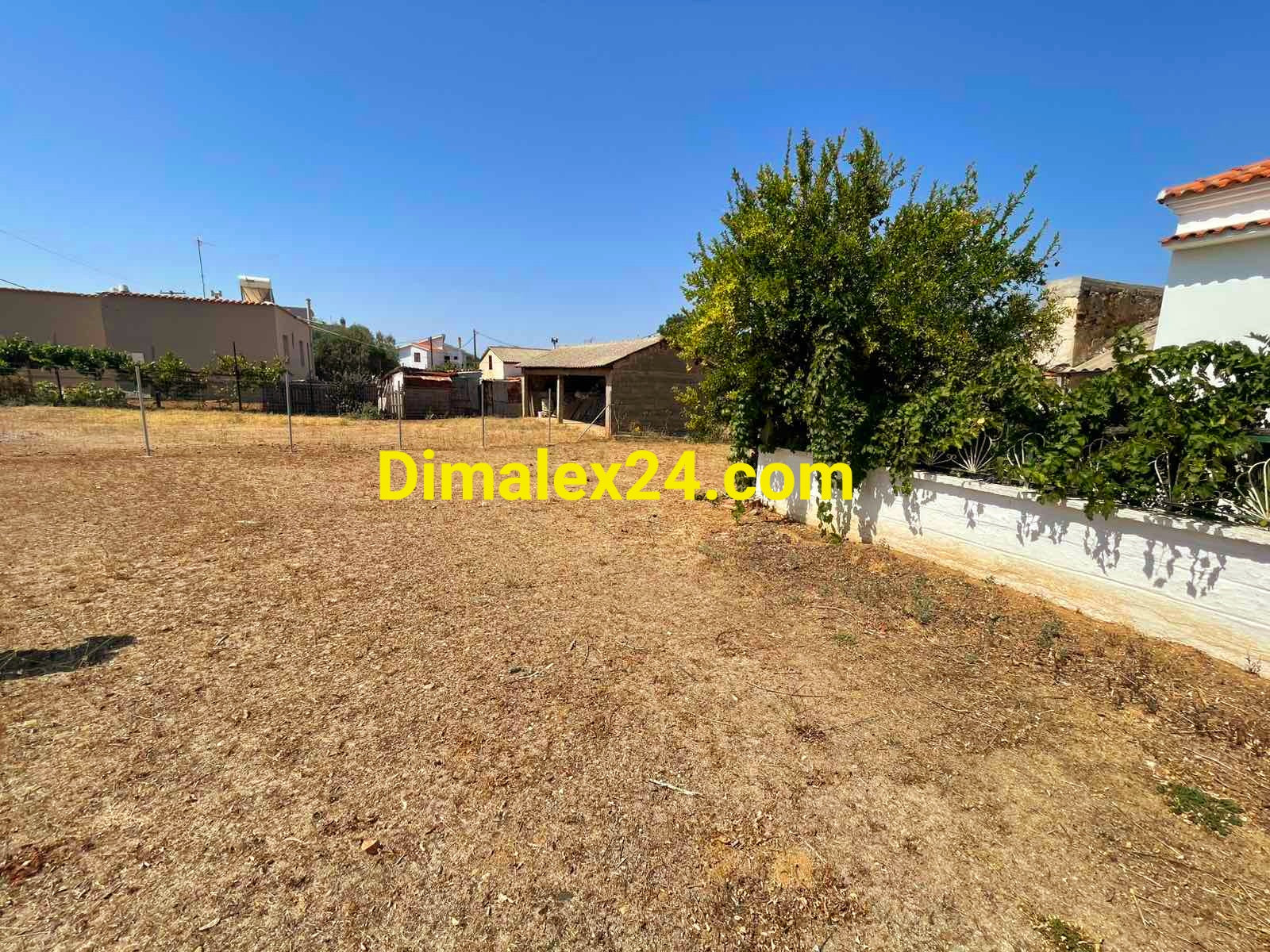 Инвестиционен имот в близост до Комотини и българската граница.