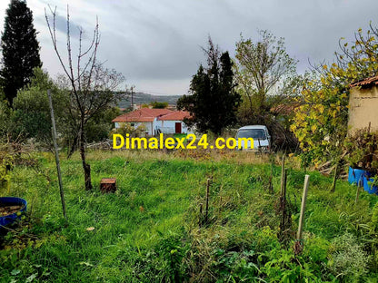 Равен парцел за строителство в Ксилагани, област Родопи.