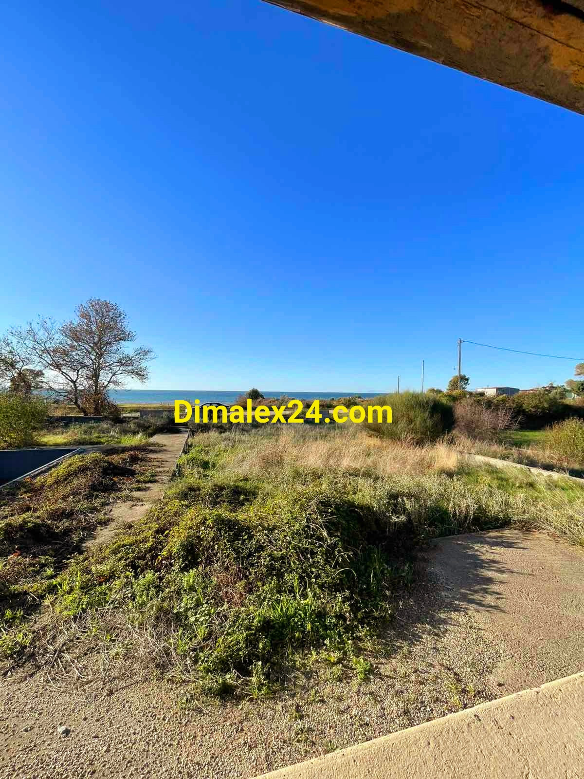 Панорамен изглед към морето от имот в Платанитис, Северна Гърция.