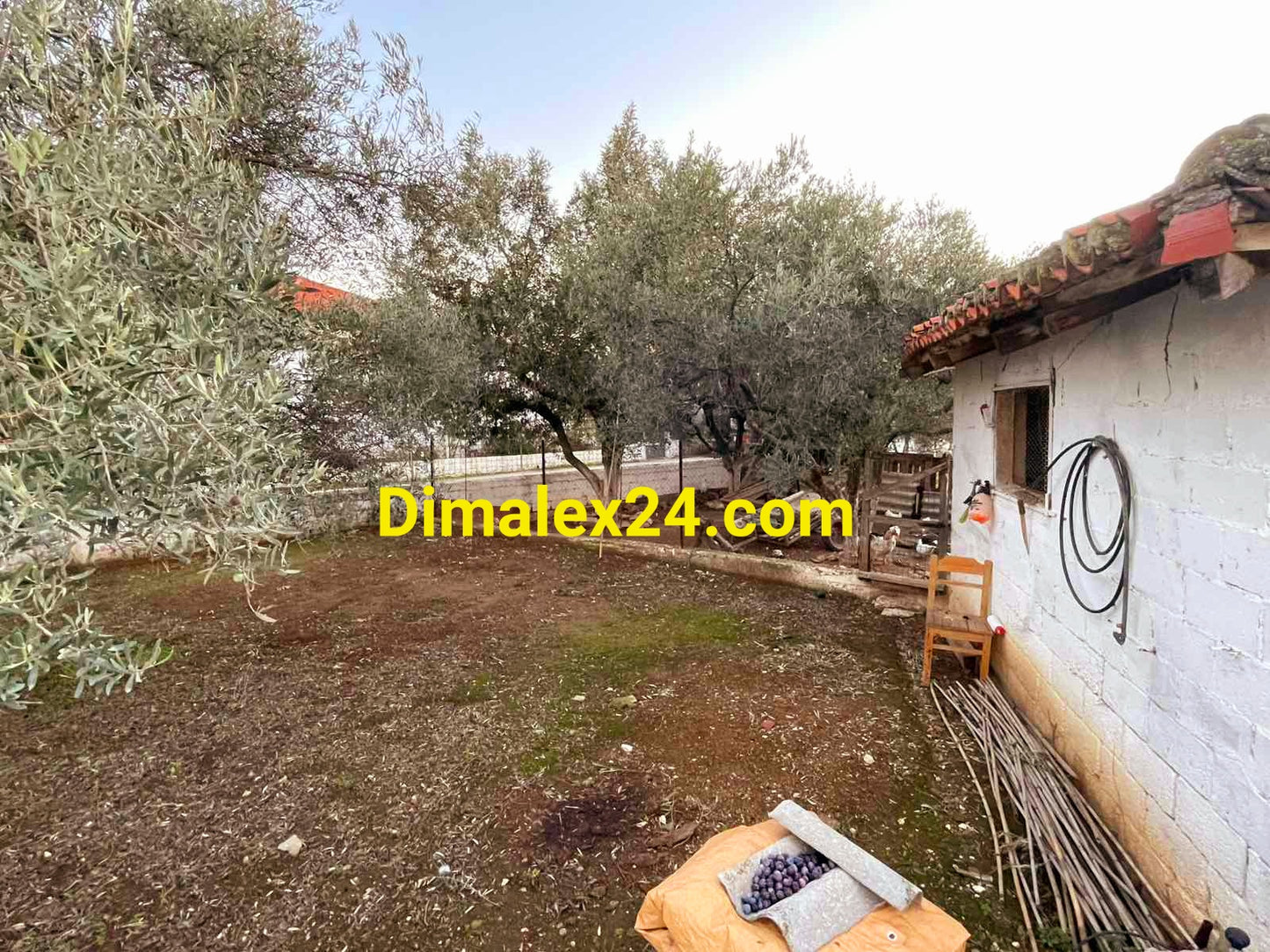 Стара къща за ремонт, подходяща за инвестиция и отдаване под наем.Ксилагани,област Родопи, Северна Гърция.