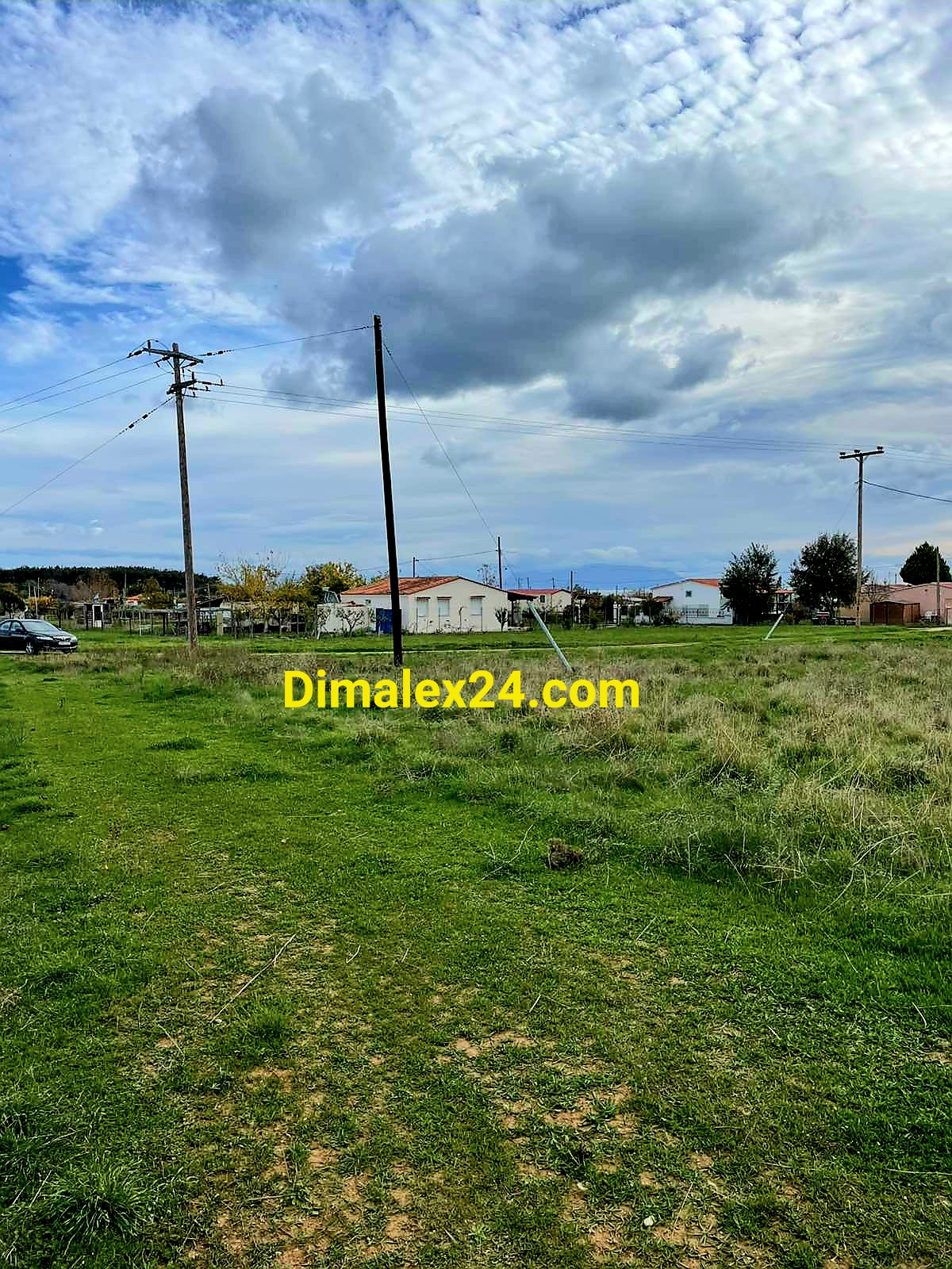 Парцел в Крионери,област Родопи, 8200 кв.м. на 580 м. от плажа на Крионери.