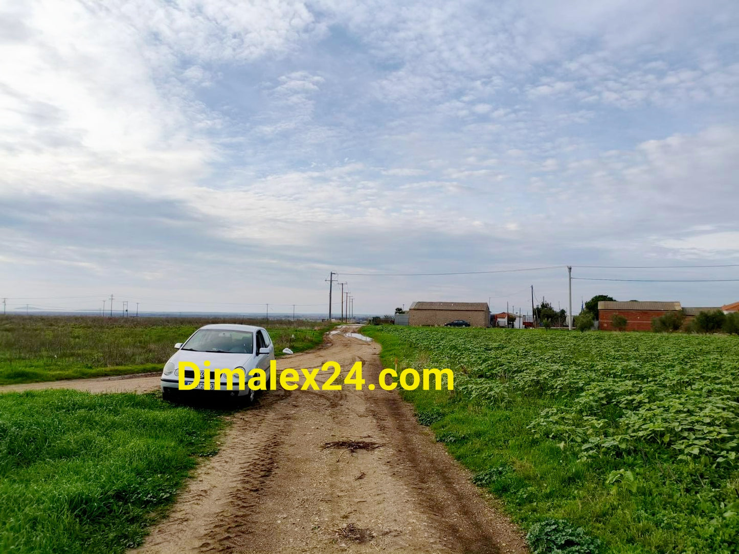 Парцел ма метри от плажовете на Имерос,област Родопи,Гърция.