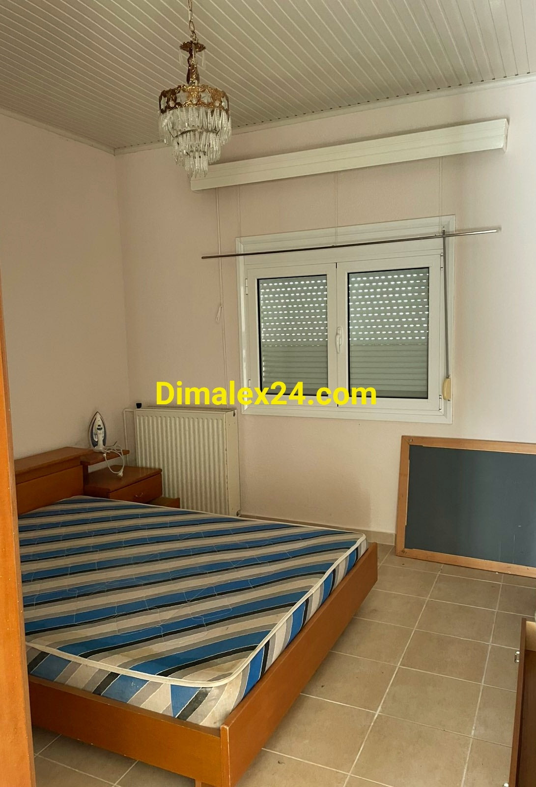 Спално помещение с голяма салня в Кровили - имот с голям инвестиционен потенциал, Северна Гърция,област Родопи.