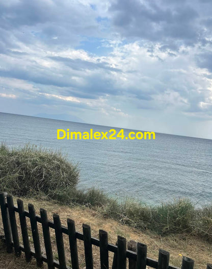 Морска гледка от рибна таверна в Платанитис,Северна Гърция, област Родопи.