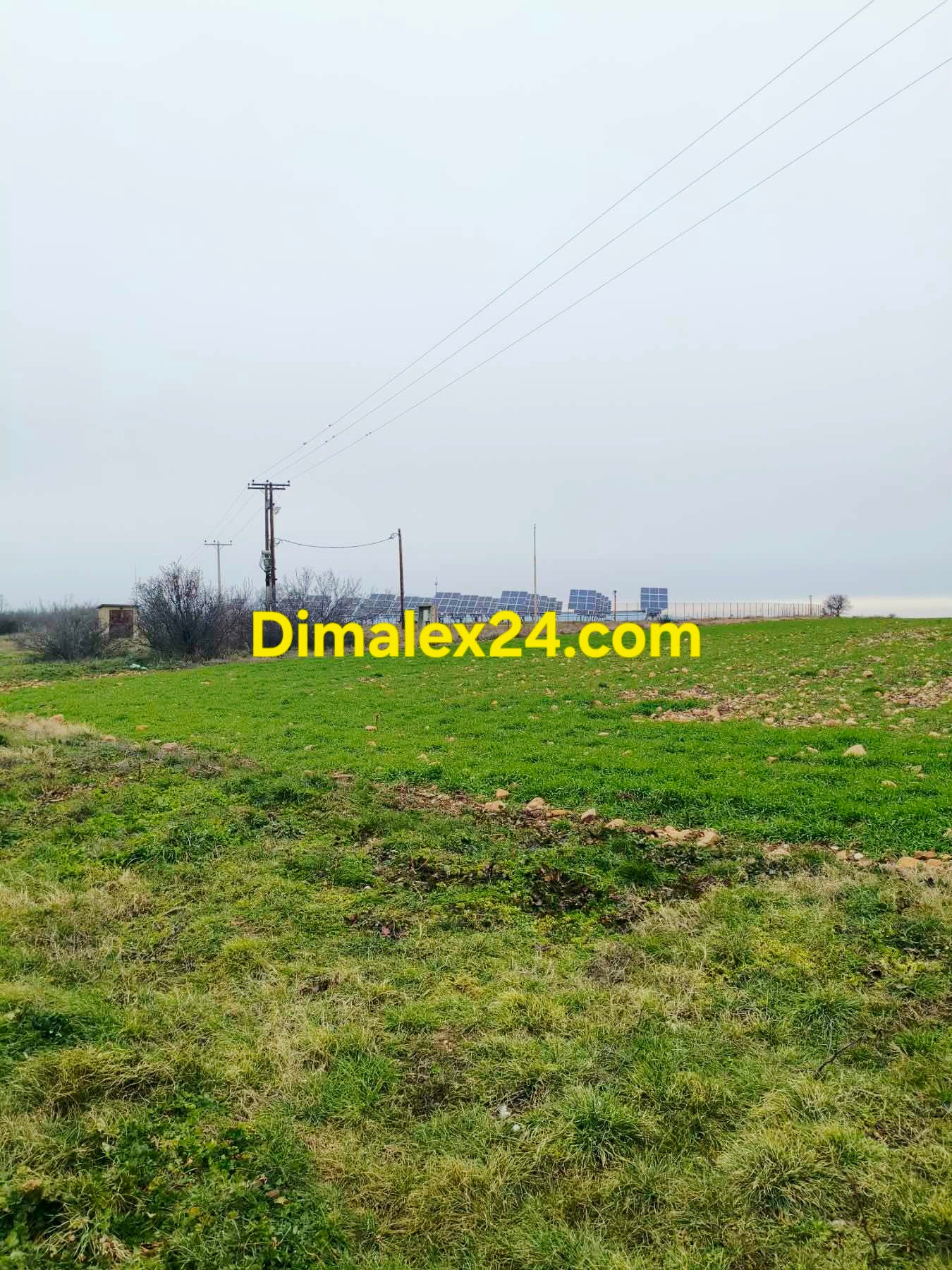 Инвестиционен парцел на 2 км от морето Северна Гърция.