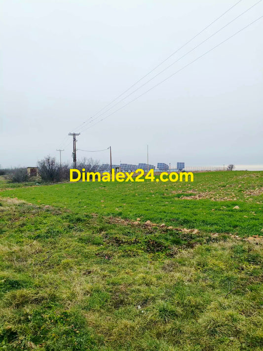 Инвестиционен парцел на 2 км от морето Северна Гърция.