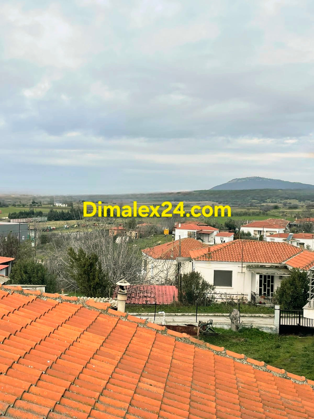 Панорамна гледка от  тераса на имот в Проскинитес,област Родопи,Северна Гърция.