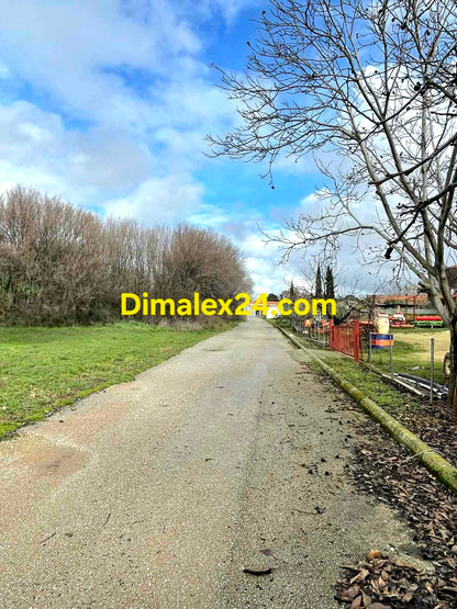 Инвестиционен парцел близо до морето в Ксилагани.