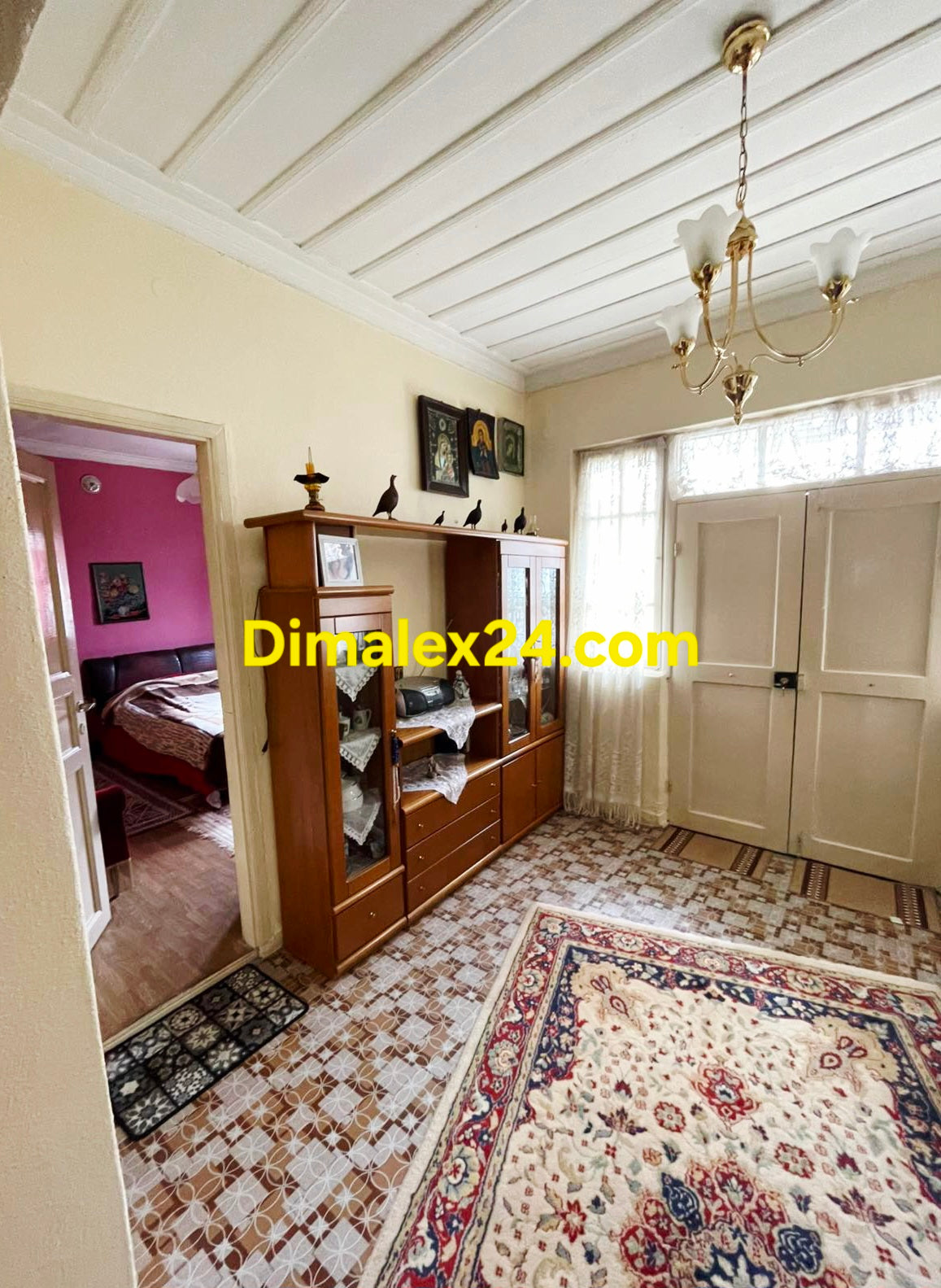 Имот в област Родопи, къща в централната част на Ксилагани на 6 км от плажовете.