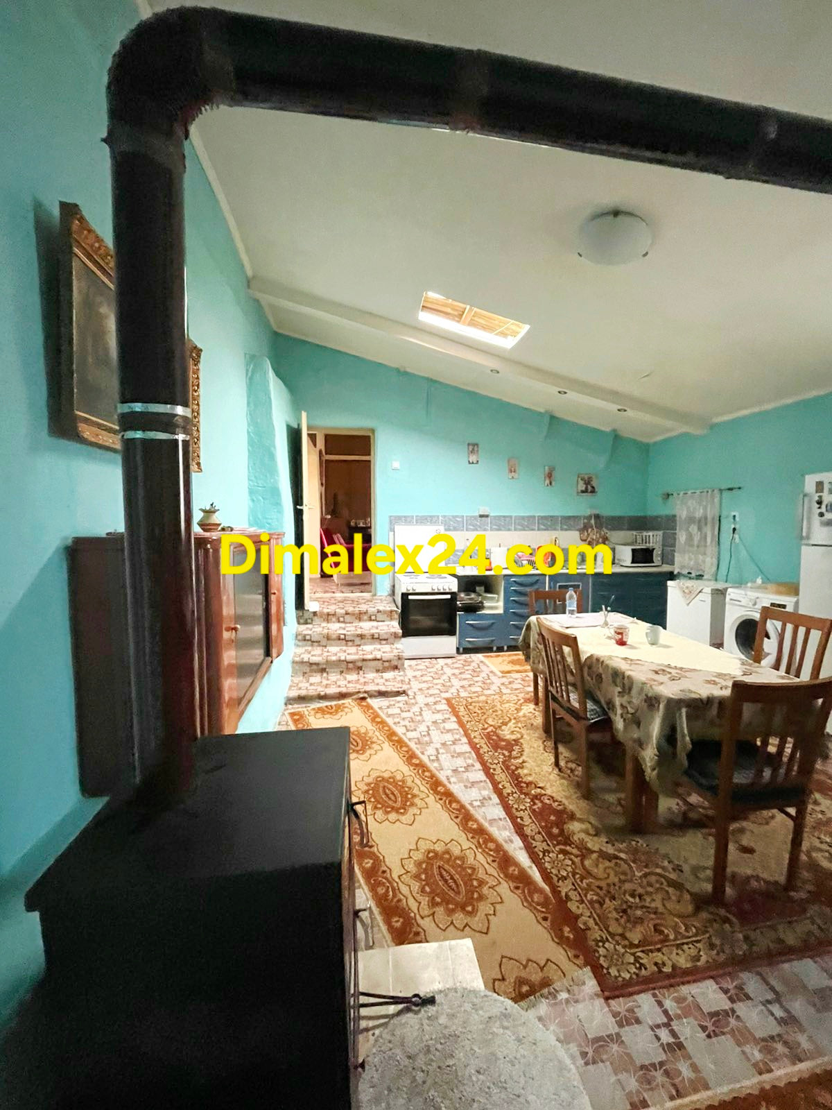 Къща в Ксилагани на 6 км от морето – спокойствие и удобна инфраструктура.