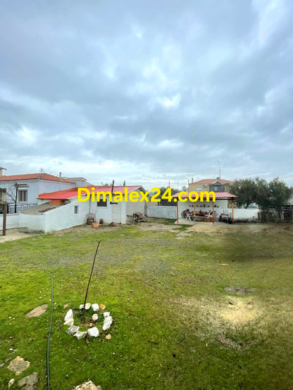 Селски имот на 6 км от морето в Ксилагани,област Родопи.