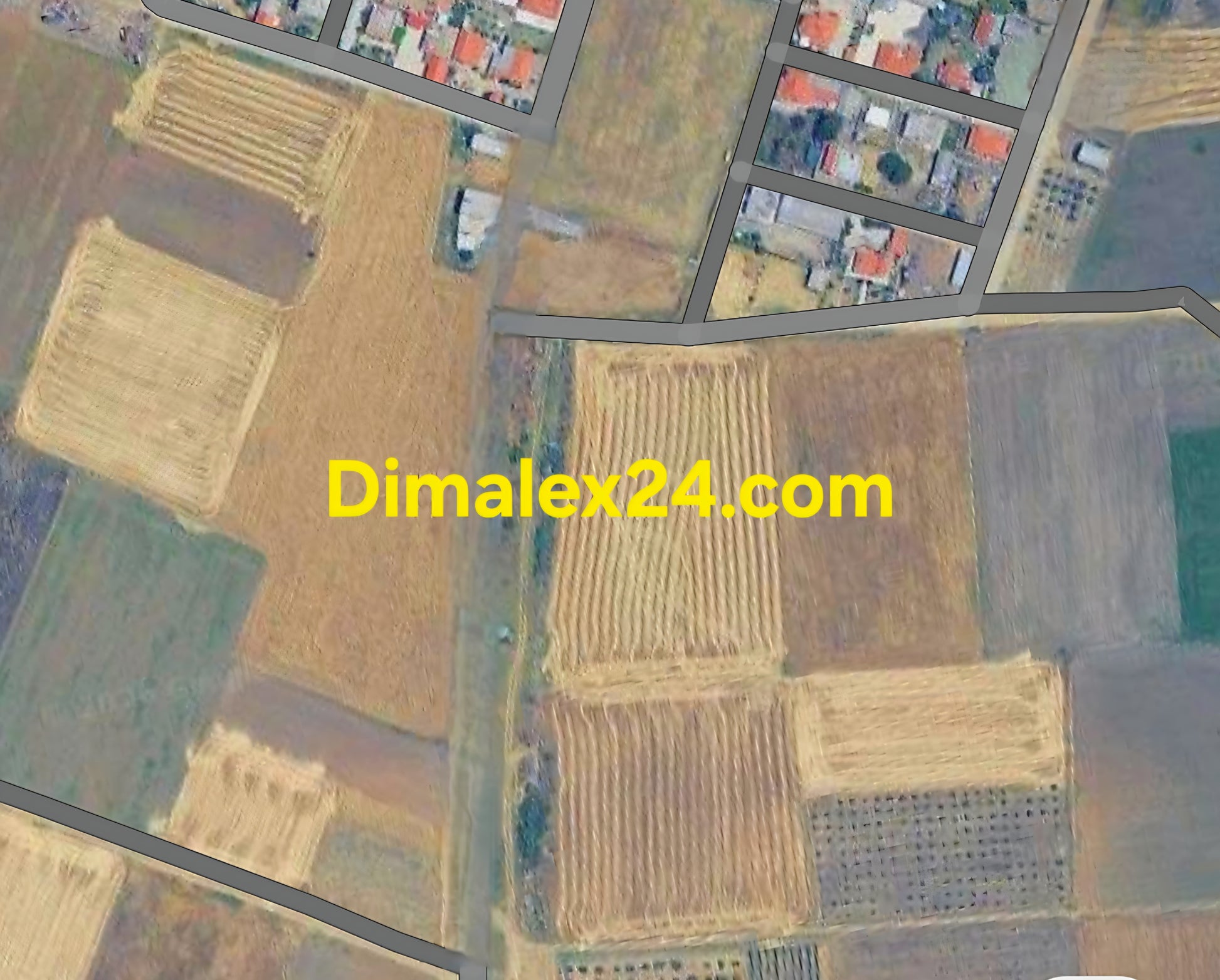 Инвестиционен парцел близо до Комотини и Ксилагани на километър от плажа.