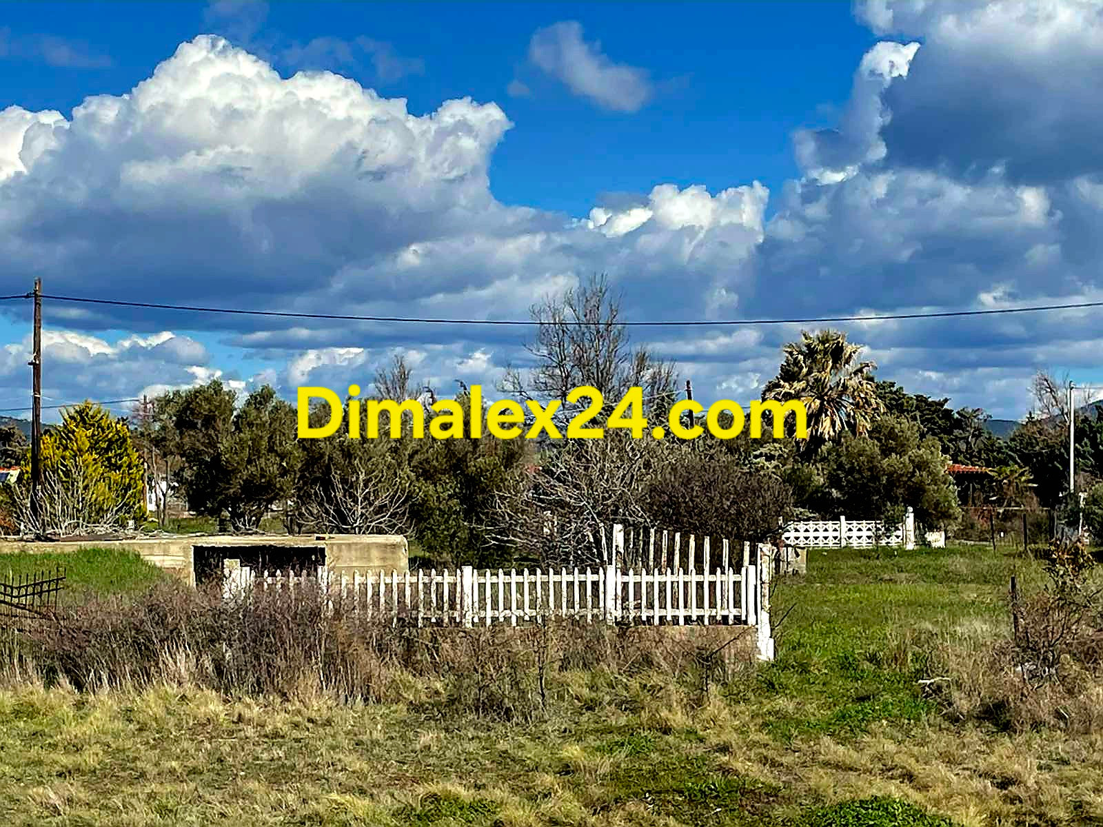 Панорамен парцел за строителство на вила с изглед към морето в Родопи, Гърция.