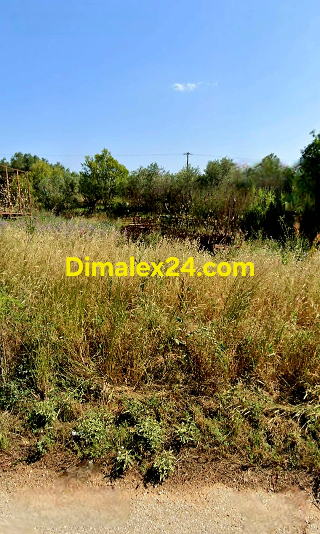 Имот за инвестиция на 6 км от морето Гърция.