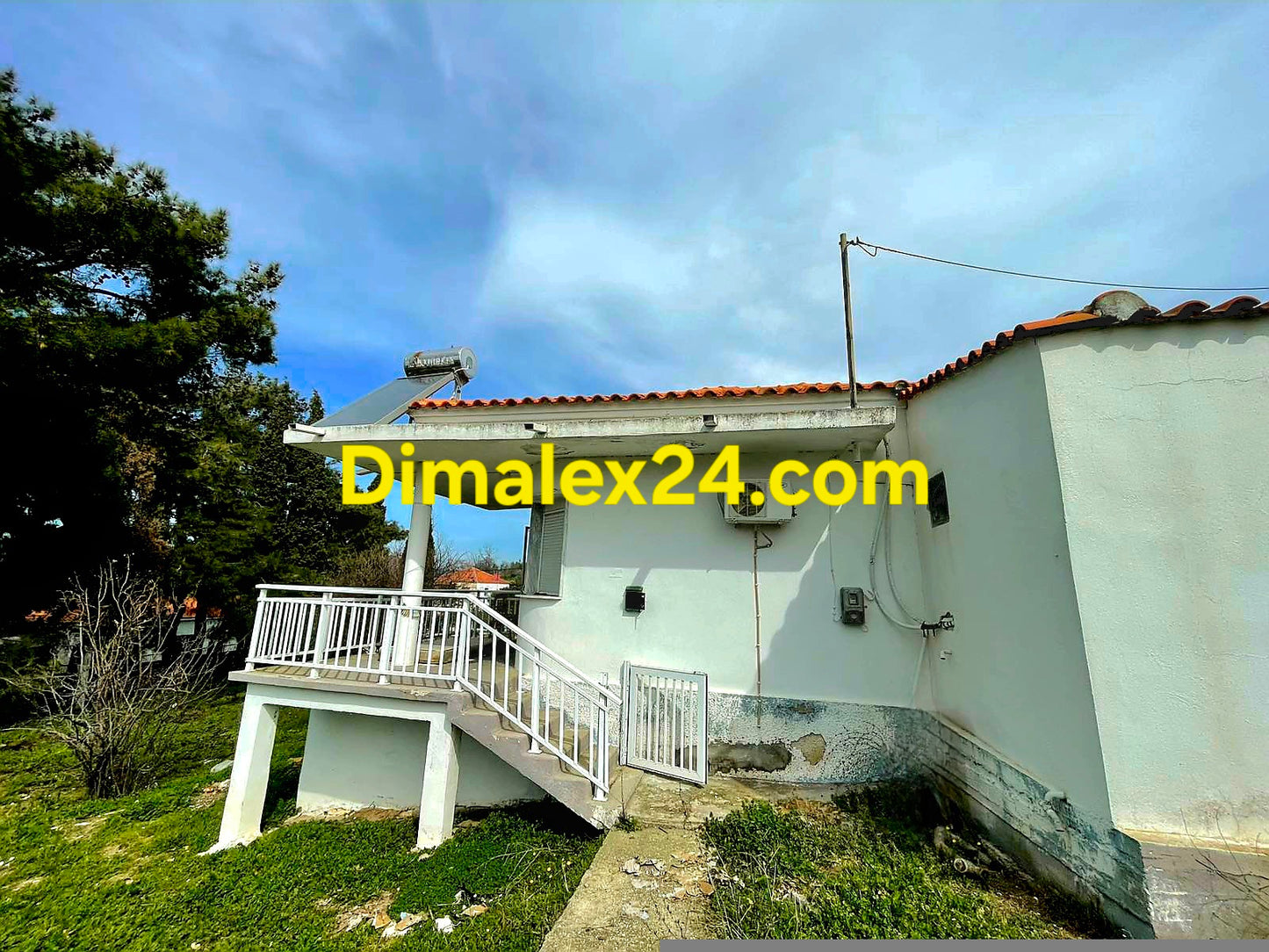 Къща в Неа Калисти,Северна Гърция с голям инвестиционен потенциал, на 10 км от плажовете на Паралия Меси.