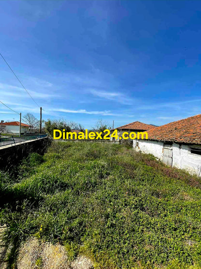 Къща с няколко сгради двор Гърция.