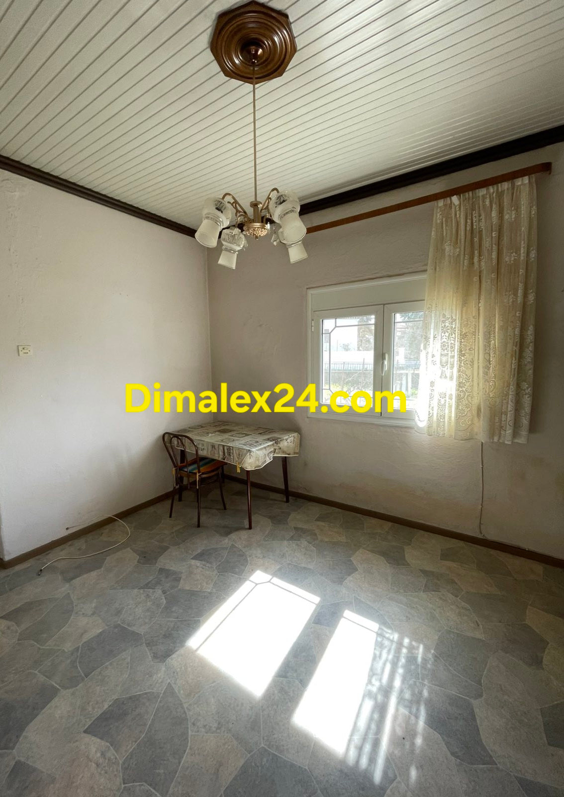 Всекидневна на имот с потенциал заразвитие Северна Гърция, Месуни.