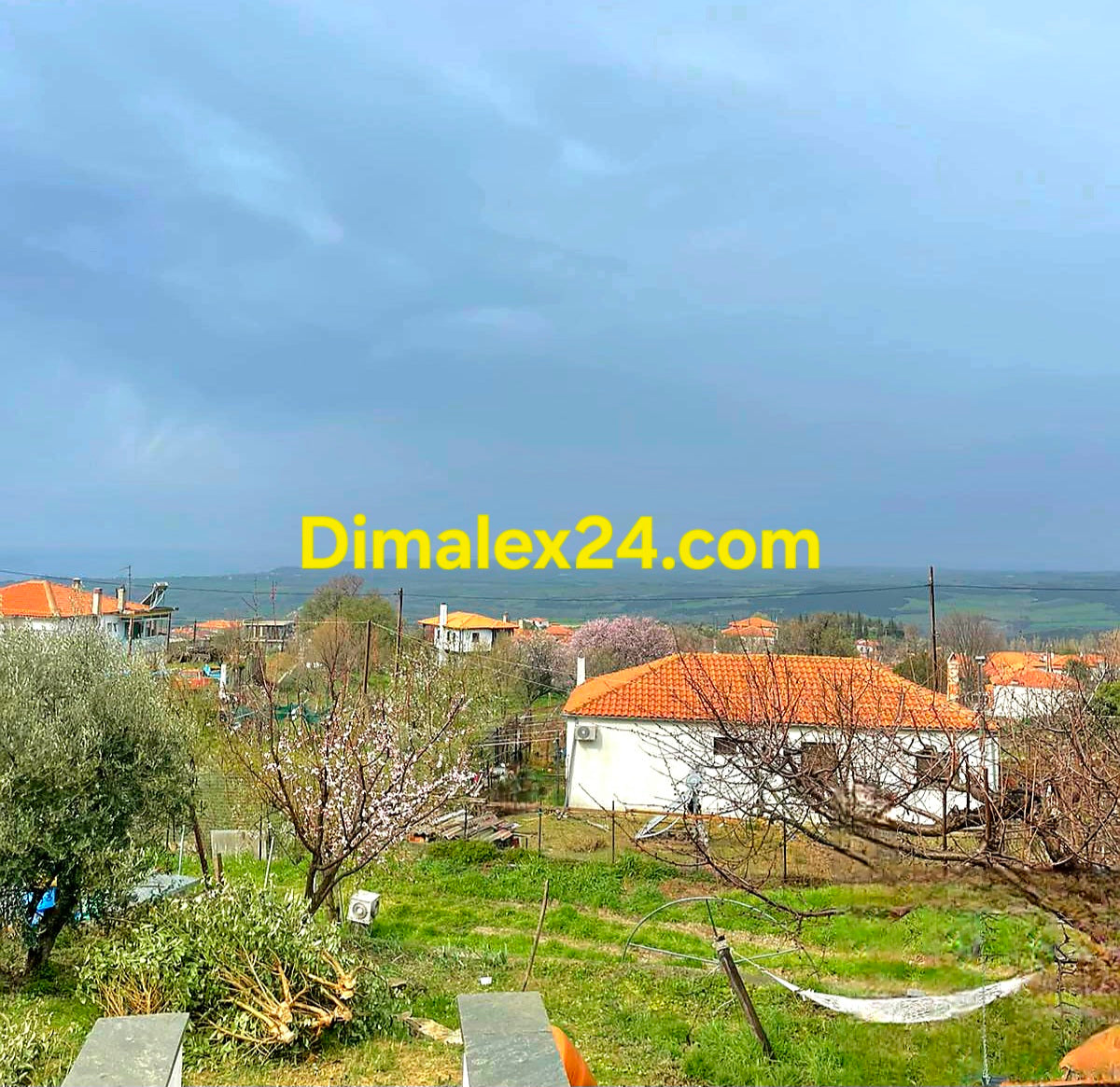 Панорама от семеен имот в Марони.