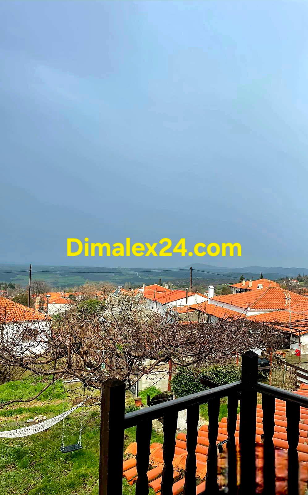 Панорама от имот в Марония.