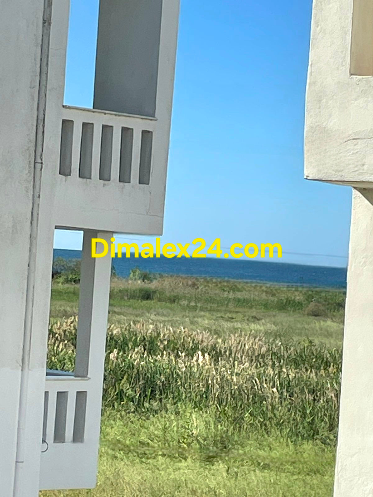 Гледка от апартамент - мезонет във Фанари,Северна Гърция,област Родопи на 2 минути от плажа.