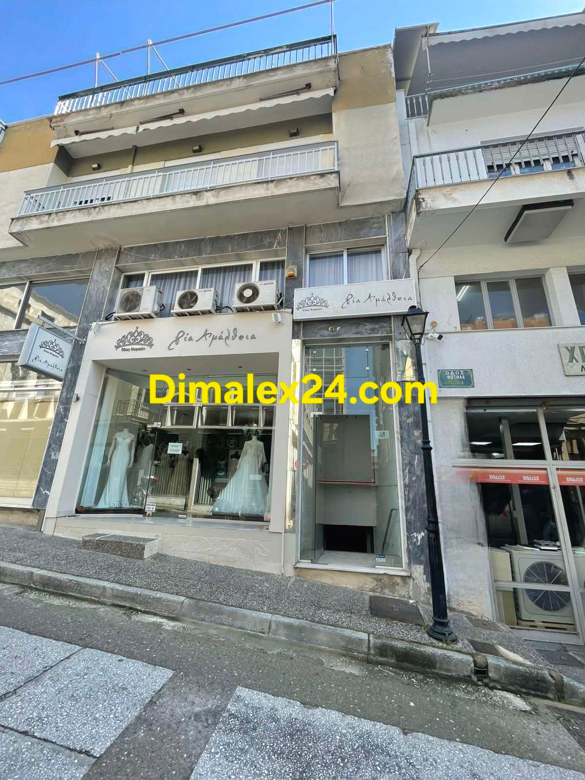 Голям търговски имот в Кавала Северна Гърция подходящ за магазин и инвестиция.
