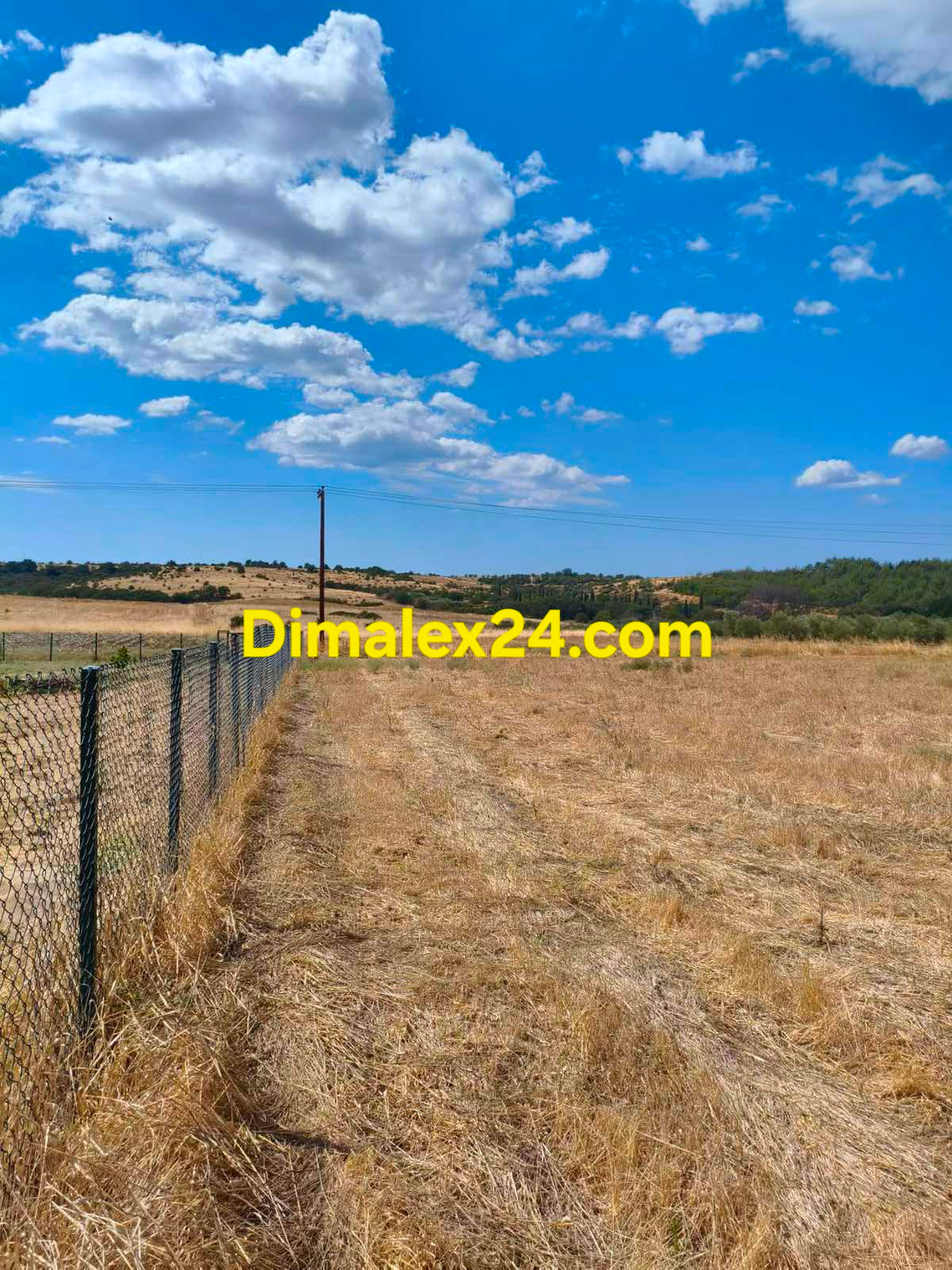 Парцел с възможност за разделяне в Северна Гърция.